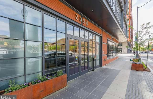 2030-8TH NW 8TH Street NW Gallery 2
