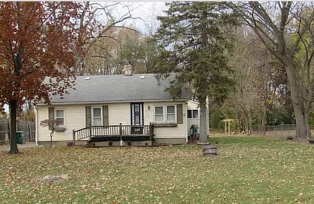 29040 Bock St - 29040 Bock Street, Garden City, MI 48135