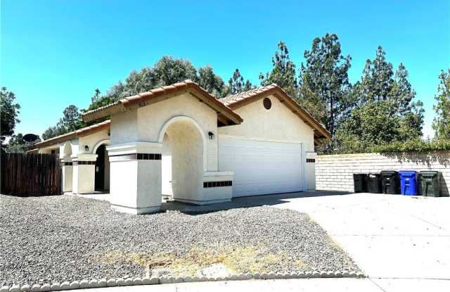 413 E James Street - 413 East James Street, Rialto, CA 92376