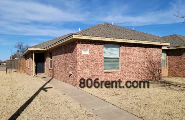 6130 79th photos photos