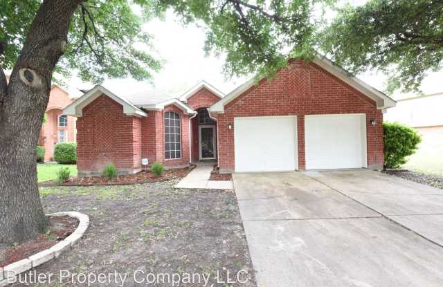 7613 Parkside Trl - 7613 Parkside Trail, Fort Worth, TX 76137