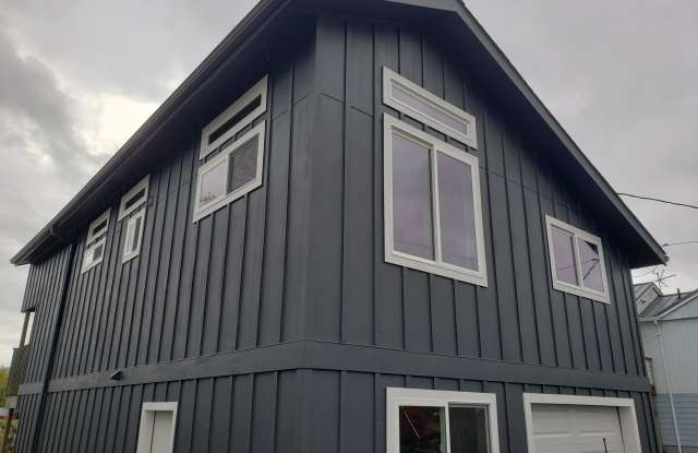 15545 Liars Lair Gallery 3