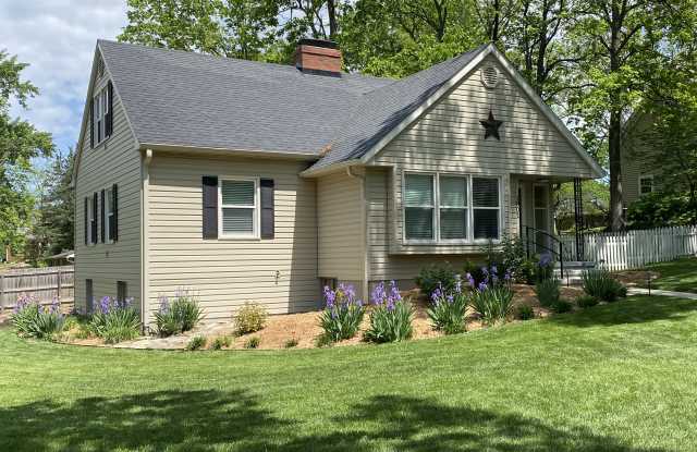 1801 University Ave photos photos