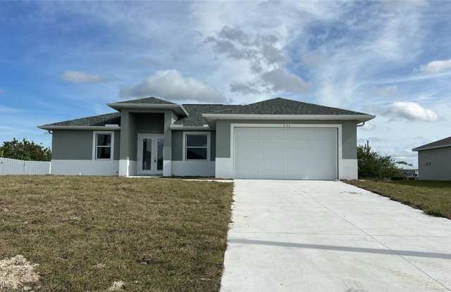 533 David Circle - 533 David Circle, Hendry County, FL 33440