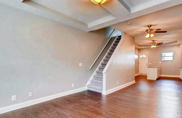 422 N LUZERNE AVENUE Gallery 3