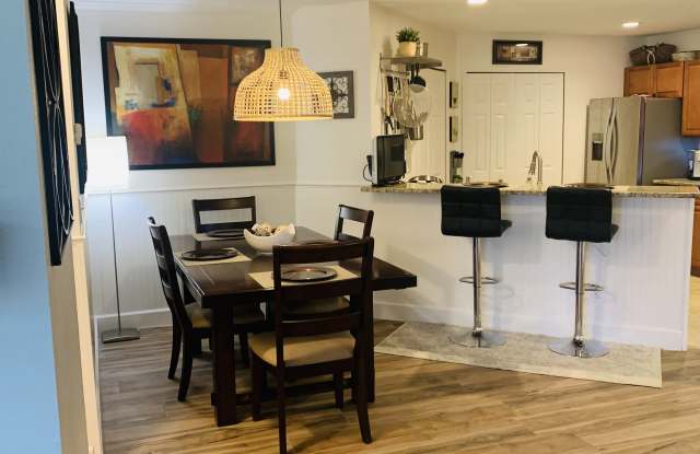 500 Colima Ct Gallery 3