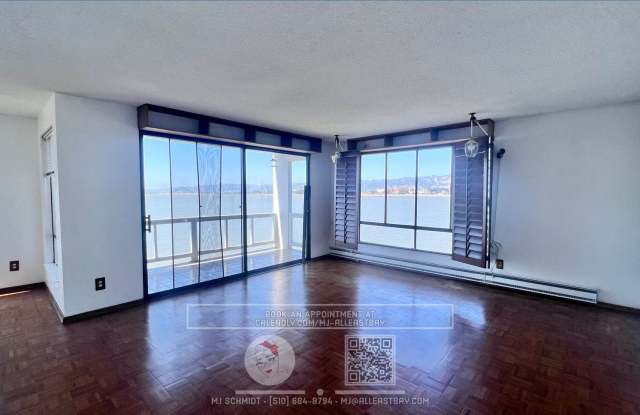 Take the helm of this nautical themed 2 bedroom with breath taking views of the bay! photos photos