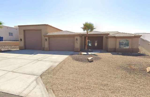 Longterm unfurnished - RV Garage photos photos