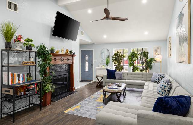 1402 Theodora Cove Gallery 4