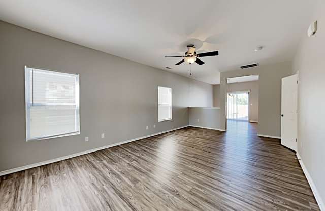969 Willow Creek Drive Gallery 3
