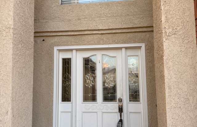 Spacious 4-Bedroom Home with Beautiful Desert Landscaping! Gallery 3