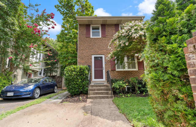 Charming Alexandria Home in a Prime Location photos photos