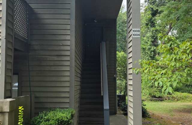 1008 Creekside Way Gallery 3