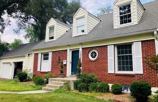 7909 Cambridge Street - 7909 Cambridge Dr, Prairie Village, KS 66208