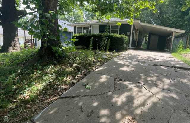 3 Bed 2 Bath Carport Available Now!! photos photos