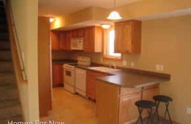 831 Glen Terrace Gallery 2