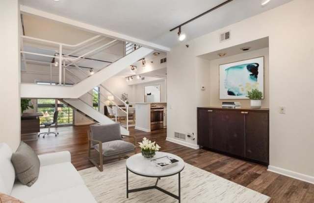 587 Virginia Avenue NE photos photos