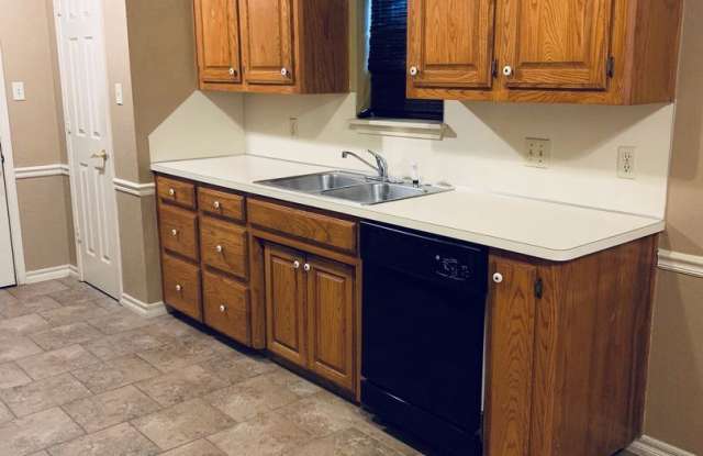 2108 Breckenridge Terrace Gallery 4