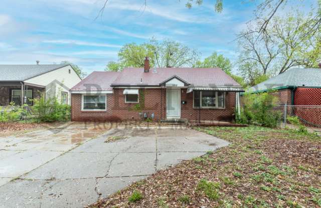 1128 North Estelle Street - 1128 North Estelle Street, Wichita, KS 67214