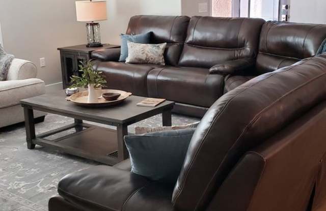 Furnished- Pool / Spa Home Gallery 3