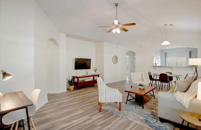 11 Summer Lake Way Gallery 3