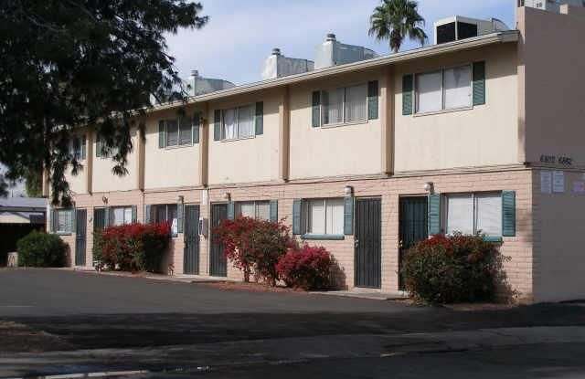 6814 North 44th Avenue #4 - 1 Gallery 2
