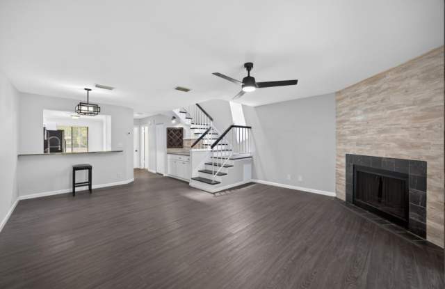 7701 Baymeadows Circle WestUnit #1074 Gallery 3