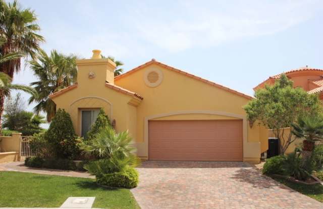 Elegant Fully Furnished Single Story Home photos photos
