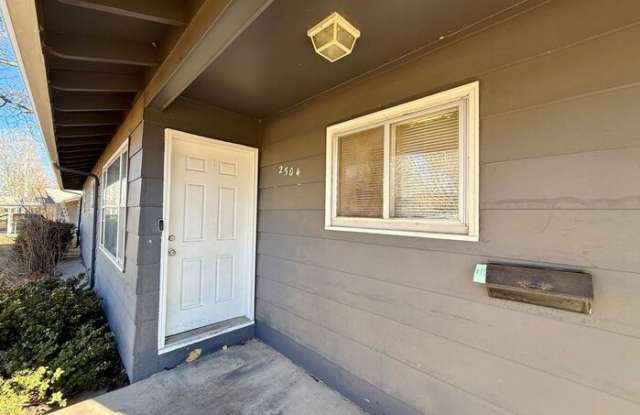 2504 Spruce Drive photos photos