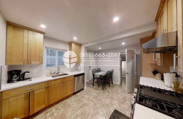 2162 Ralmar Avenue Gallery 2