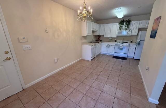 Avera - Ascot Gallery 4