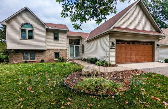 7971 Highpointe Ct photos photos