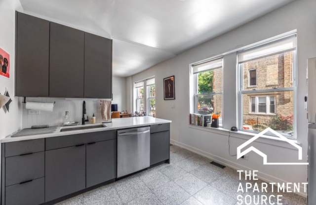 2313 North Albany Ave. photos photos