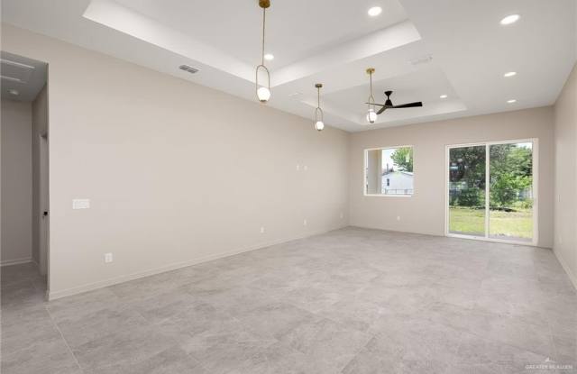 425 S 12th Street Gallery 4