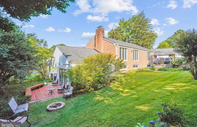 1803 RUPERT STREET photos photos