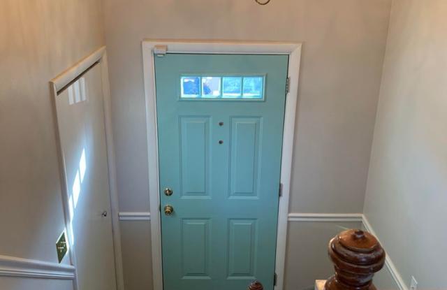 343 Regina Ct Gallery 2
