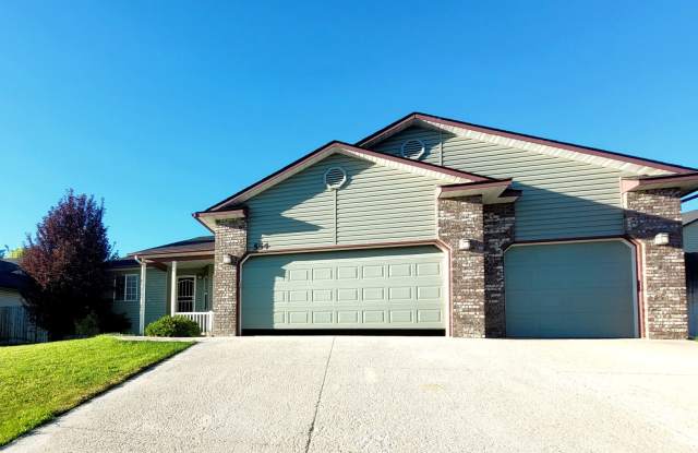 Newly upgraded 4 bedroom photos photos