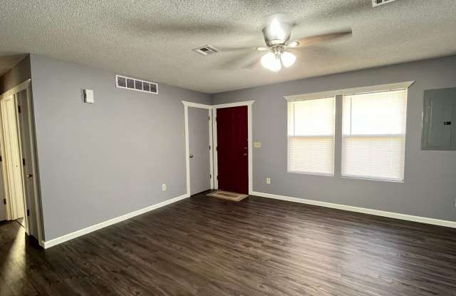 1326 South Everett Avenue Gallery 4
