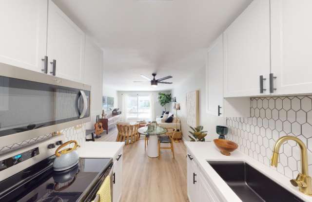 Lyric Apartments Gallery 2