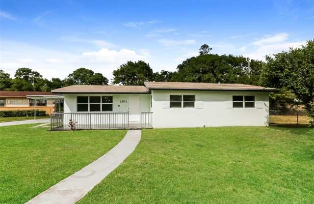 1101 NW 18th St - 1101 Northwest 18th Street, Fort Lauderdale, FL 33311