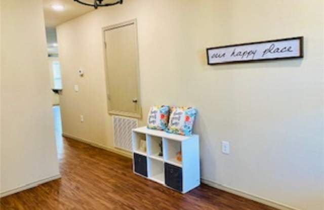 6815 Veterans  AVE Gallery 2