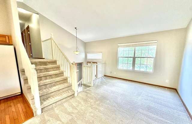 7407 S 176th Cir – 3 Bed/2 Bath in Millard School District | Fenced Yard, Deck, 2-Car Attached Garage Gallery 3