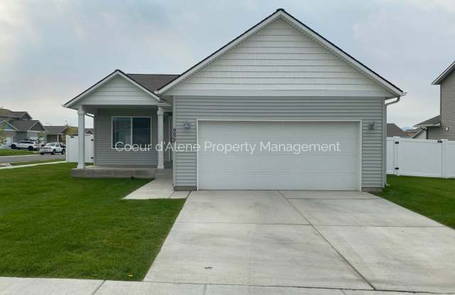 3 bed house on corner lot in Crown Pointe! Gallery 3