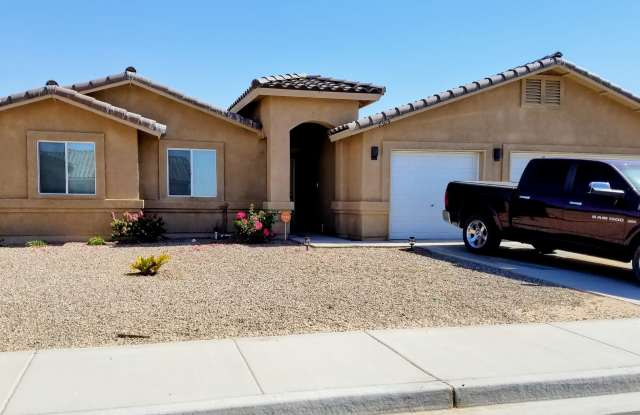 7915 E 42nd Pl photos photos