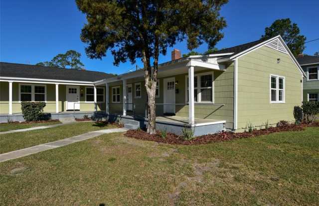 1028 NE 3RD AVENUE photos photos