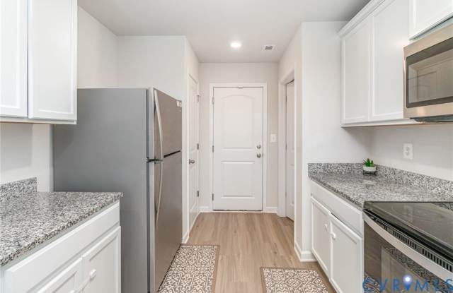 7903 Honeybee Court Gallery 3