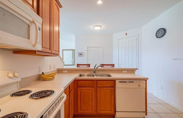 1605 SHALLCROSS Avenue Gallery 4