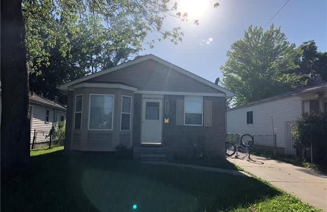 30783 Brush Street - 30783 Brush Street, Madison Heights, MI 48071