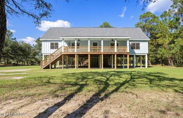 749 E North Street photos photos