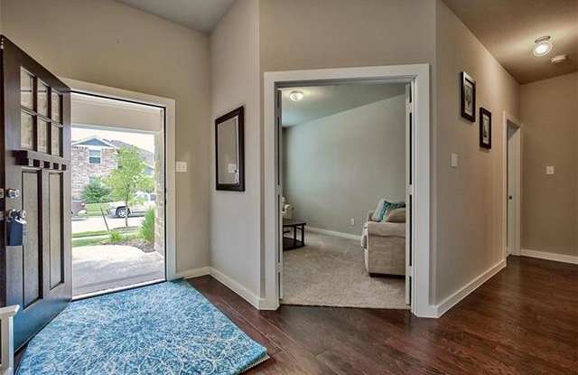 1808 Settlement Way Gallery 2